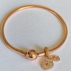 NEW Pandora Rose Gold Bracelet & Padlock Charm